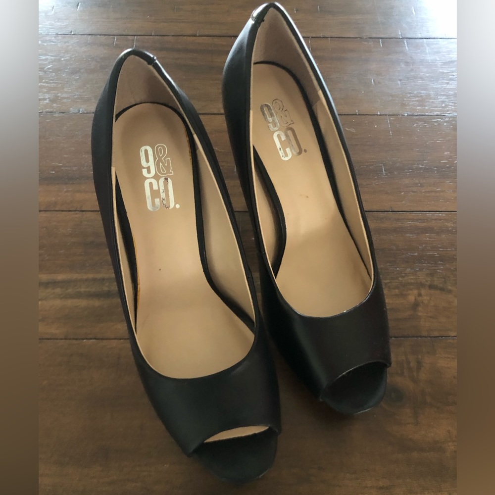 New! 9&CO Black Heels